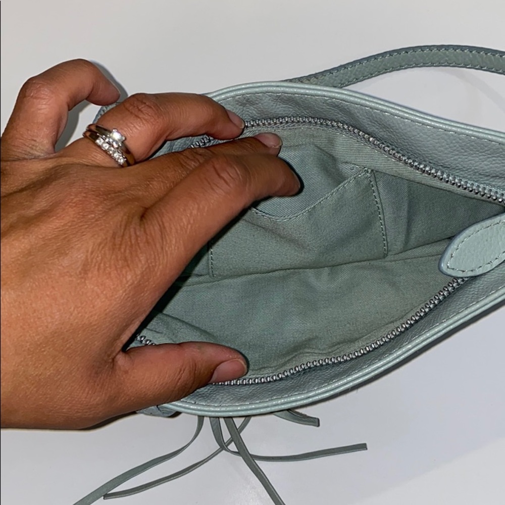 Mini purse teal color with cute flower detail - Picture 6 of 11